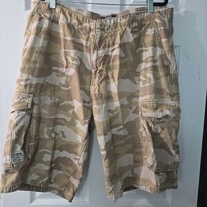 Vintage Avirex Mens Size 38‎ Heavyweight Military Camouflage Cargo Shorts
